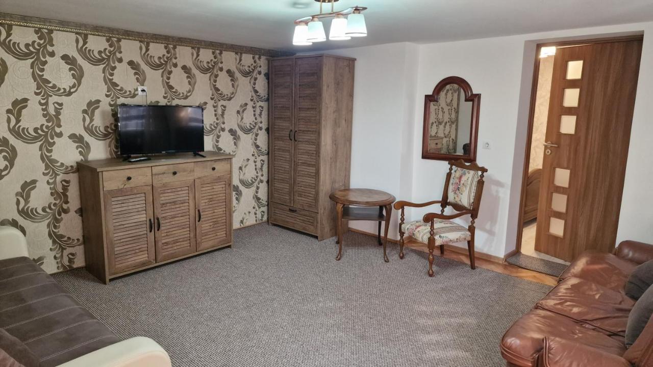 Ambasador Apartment Sibiu Ngoại thất bức ảnh